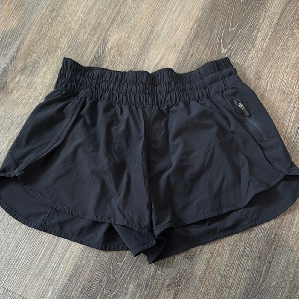 lululemon black track shorts